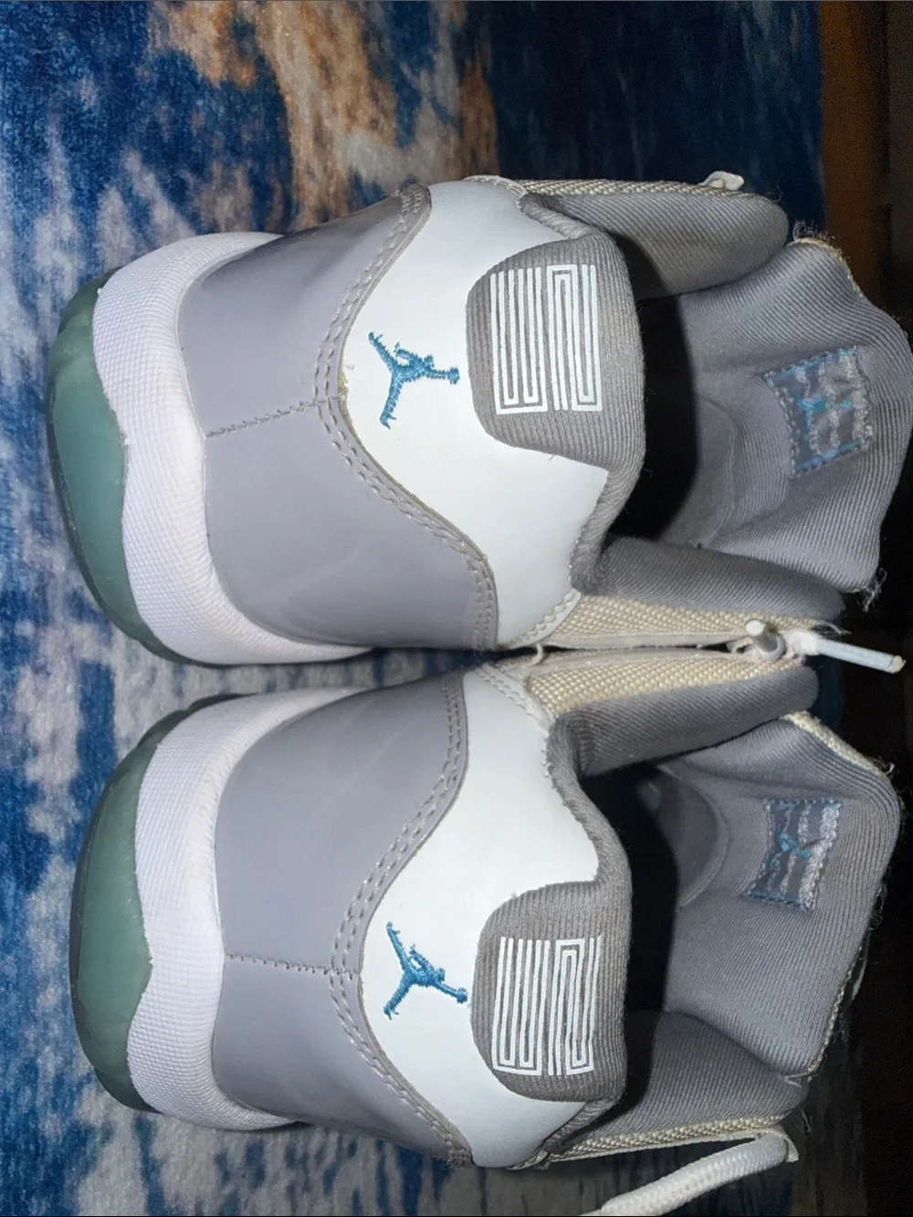 Jordan Low-Top Sneakers in Light Gray and Cream